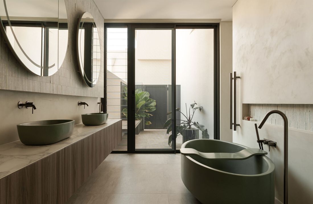 Ensuite, stone vanity